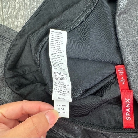 SPANX Faux Leather Moto Leggings Black Size Small Petite NWT - Picture 11 of 15